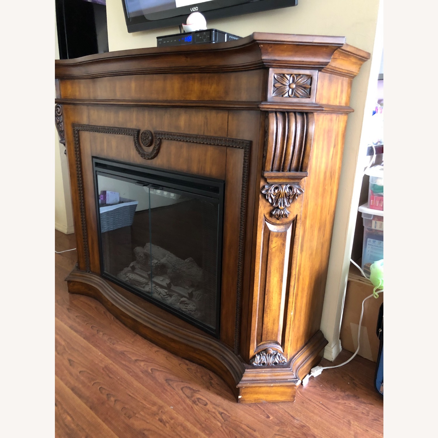 Dark Brown Wood Décor - image-7