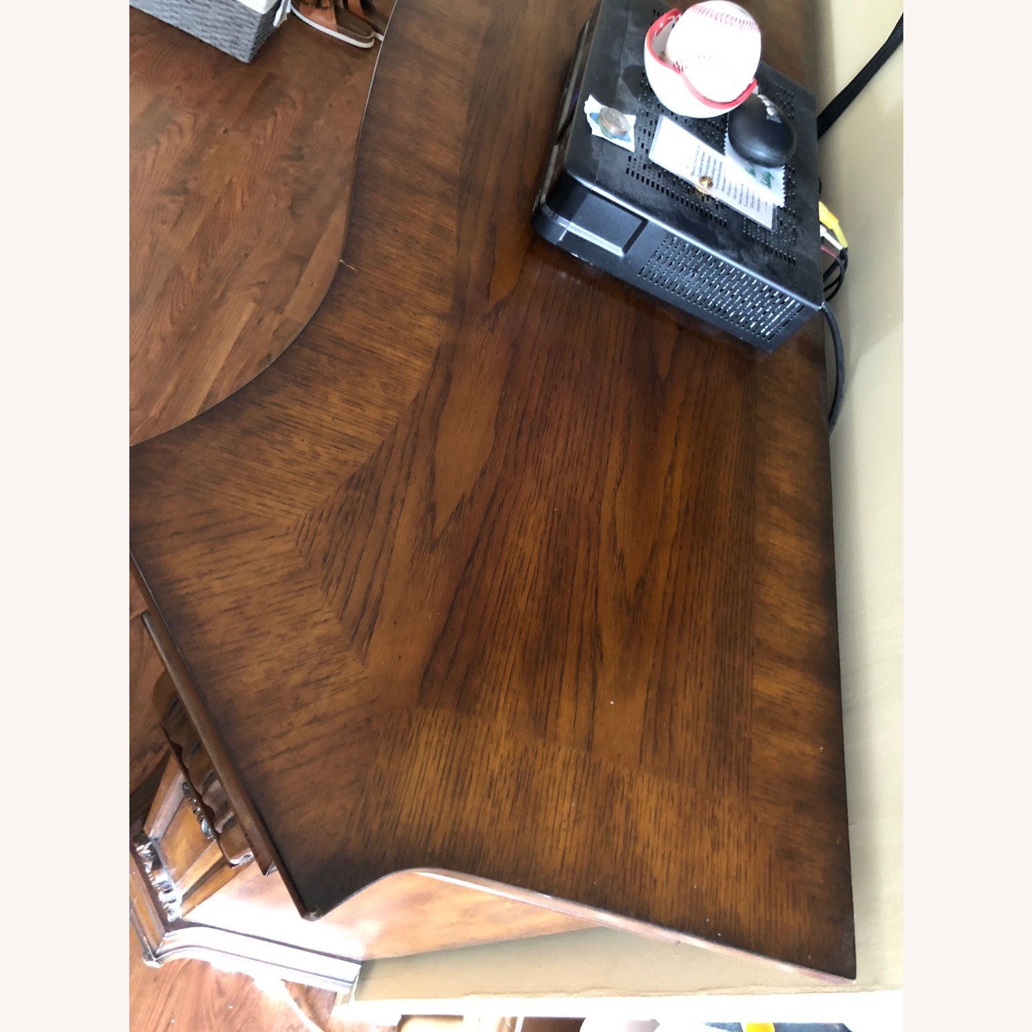 Dark Brown Wood Décor - image-2