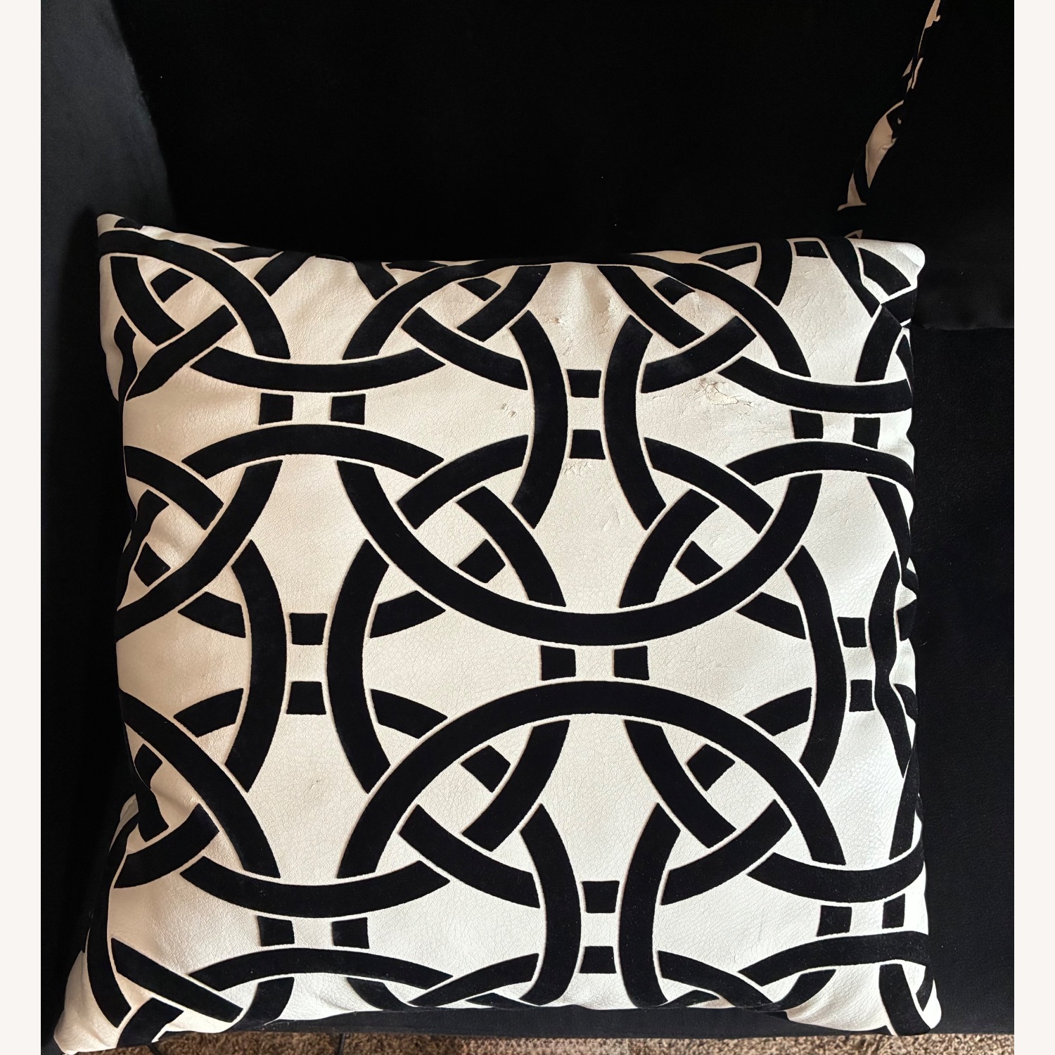 Black & White Sofa - image-11