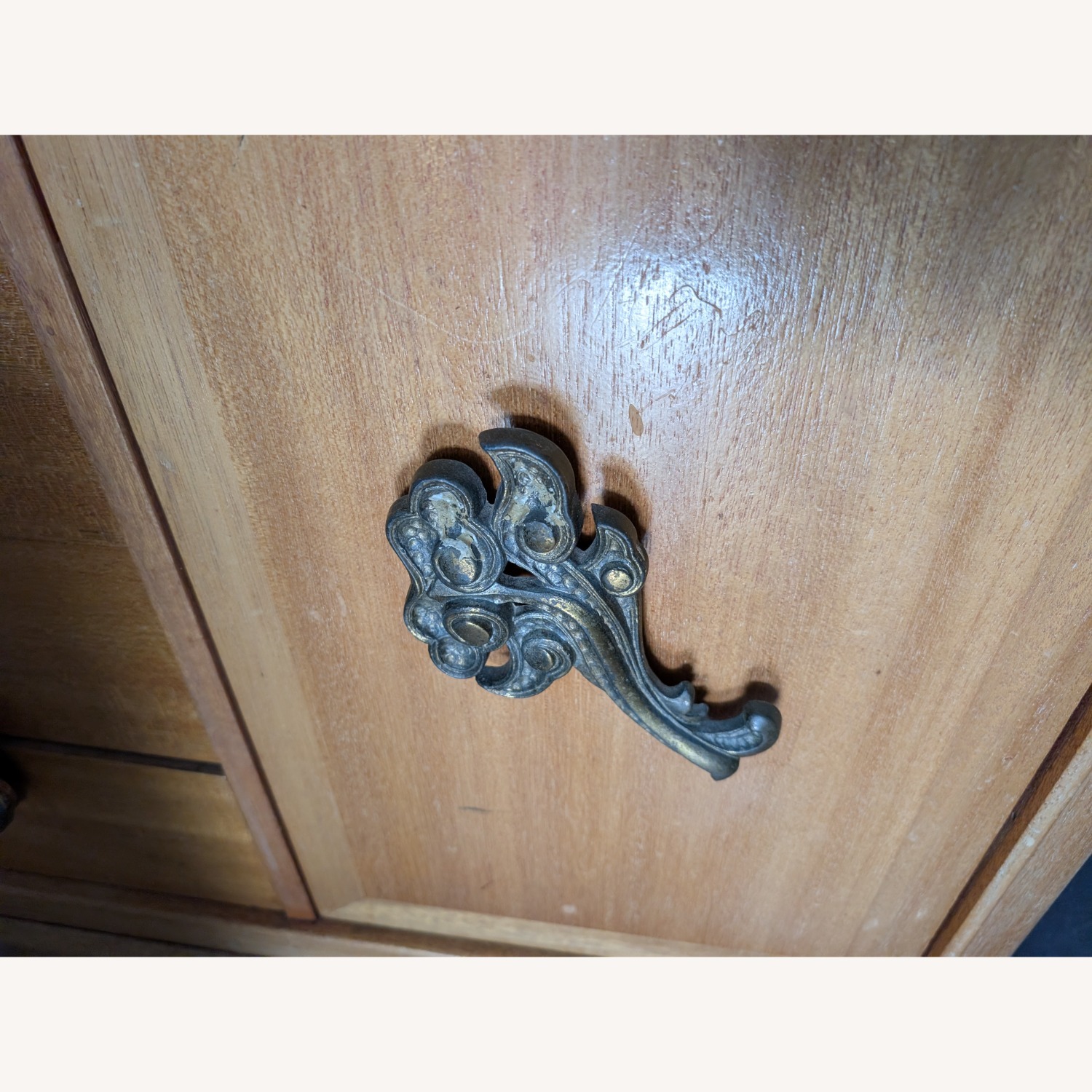 Vintage/Antique Natural Wood Dresser - image-4