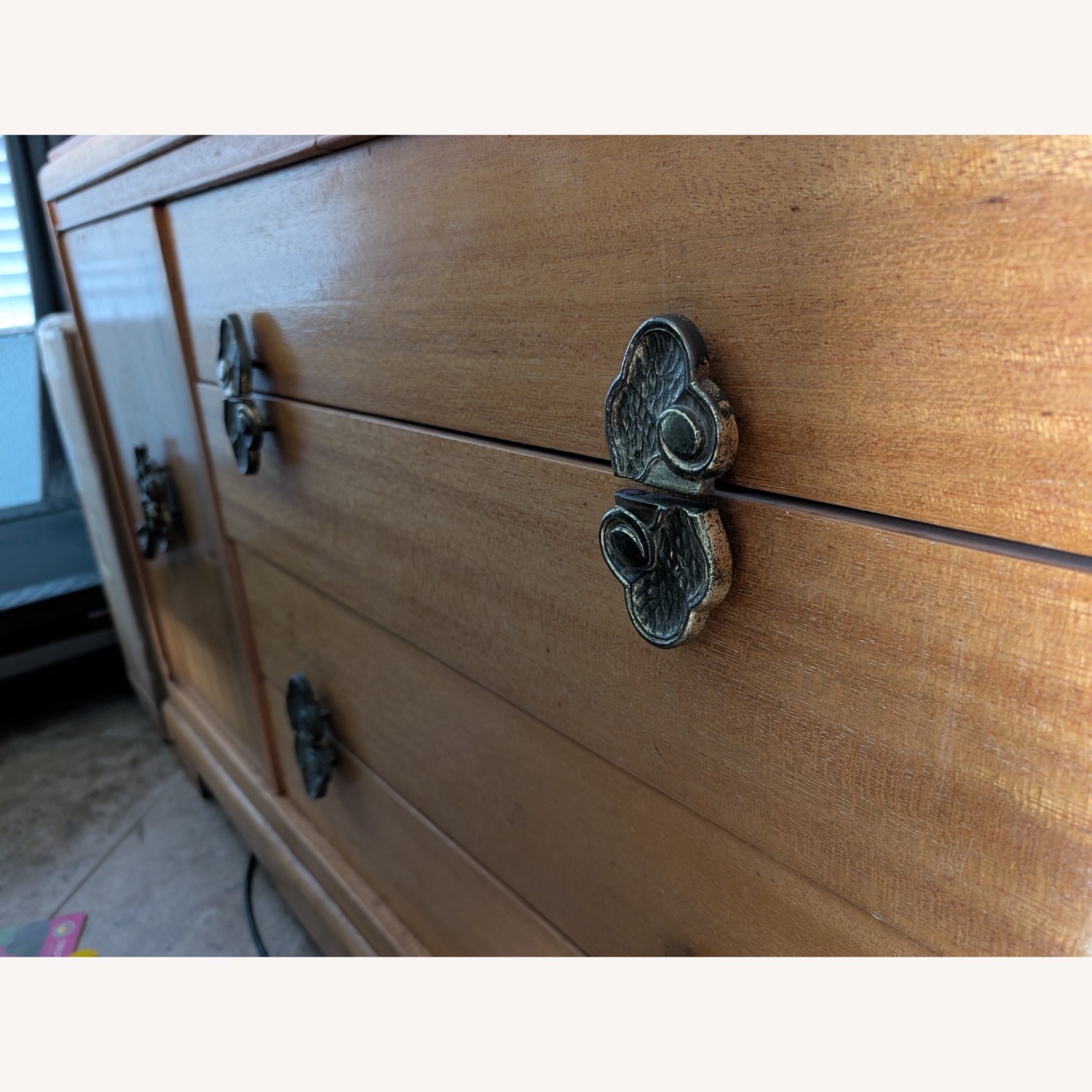 Vintage/Antique Natural Wood Dresser - image-2
