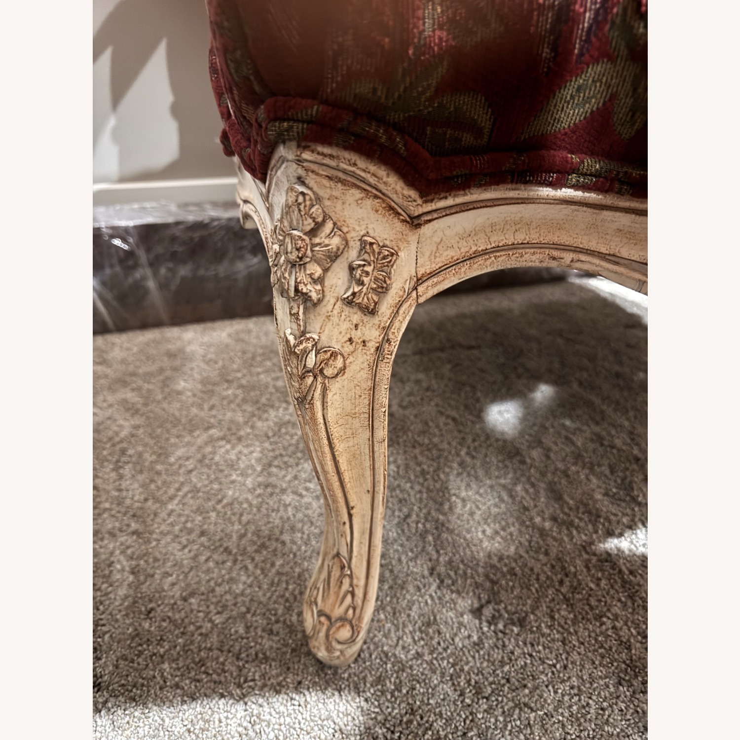 French Louis XV Berger Chair - image-6