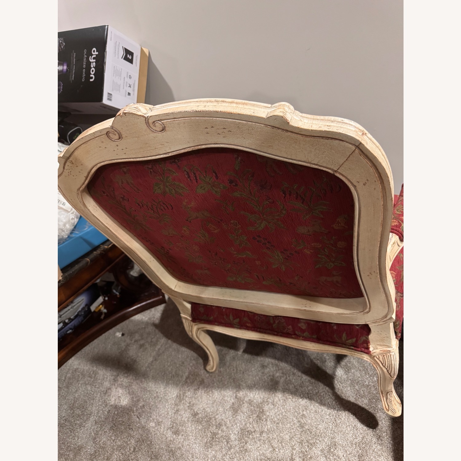 French Louis XV Berger Chair - image-4