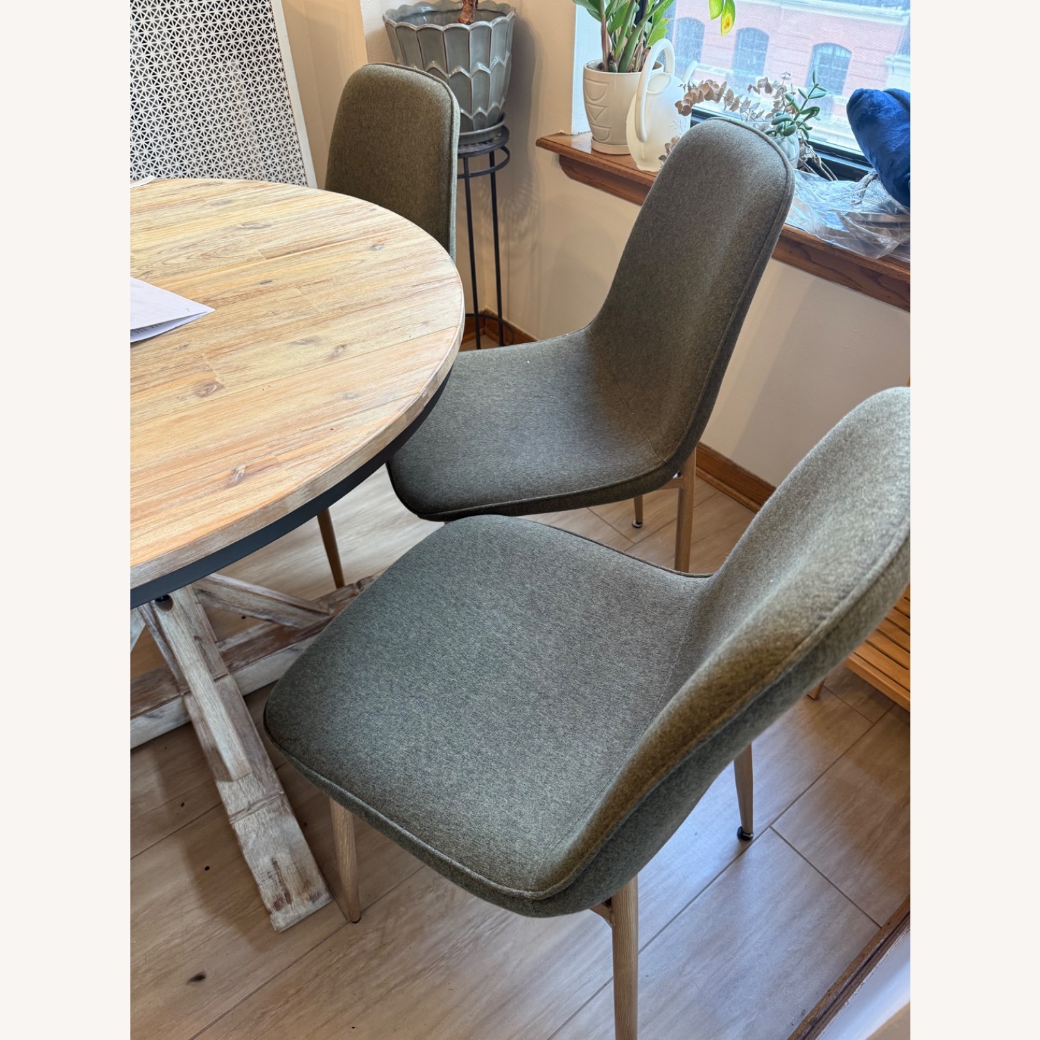 Eugley Acacia Round Dining Table - image-2