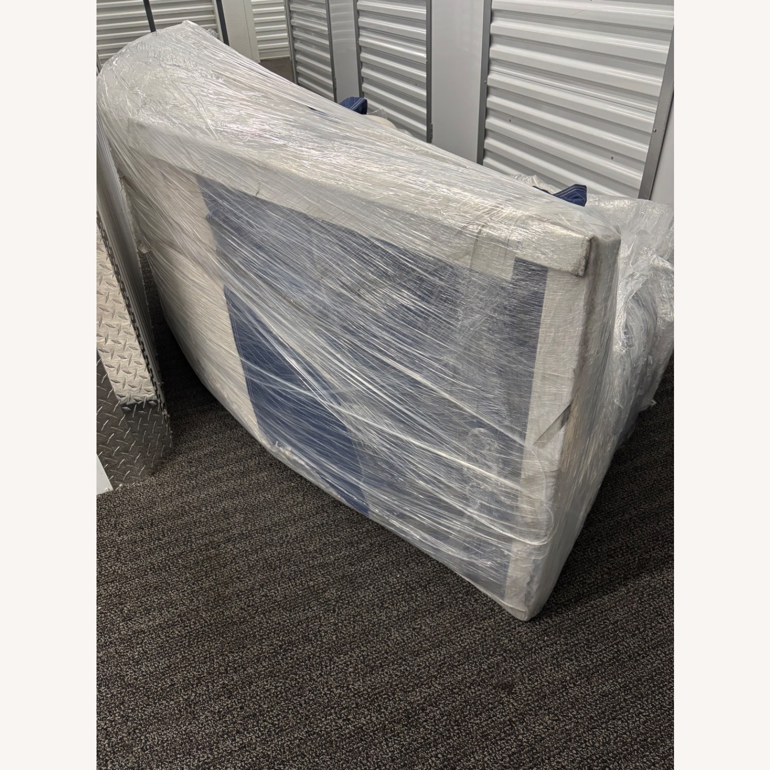 Four Hands Liam White 2 Piece Sectional - image-8
