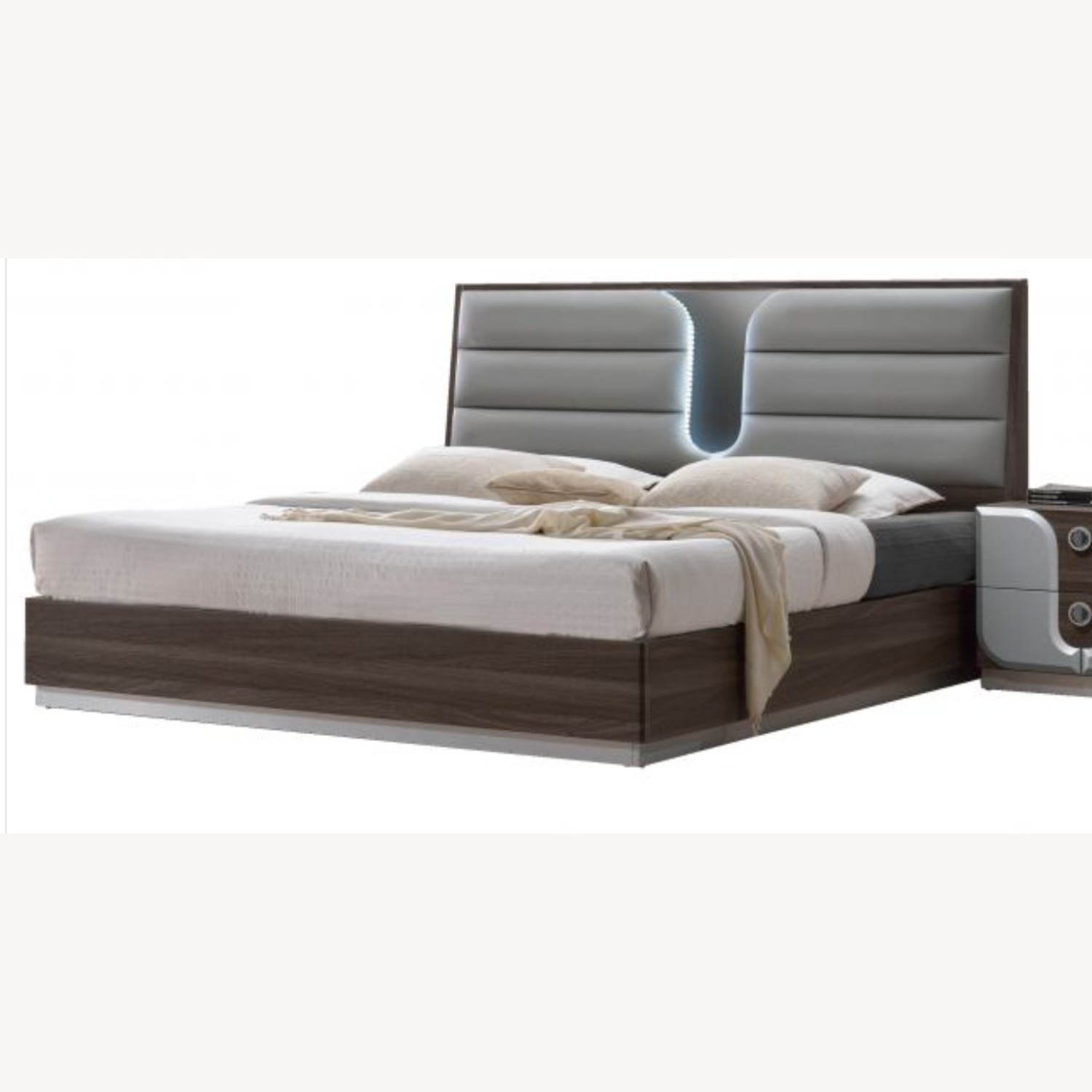 Chintaly Queen Bed - image-5
