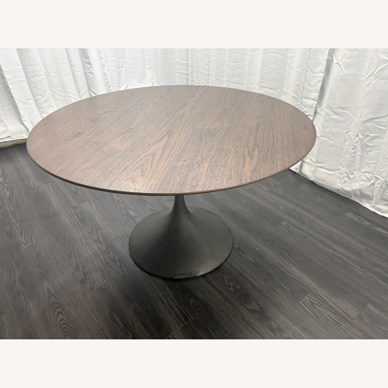 RH Aero Round Dining Table – 50" - image-21