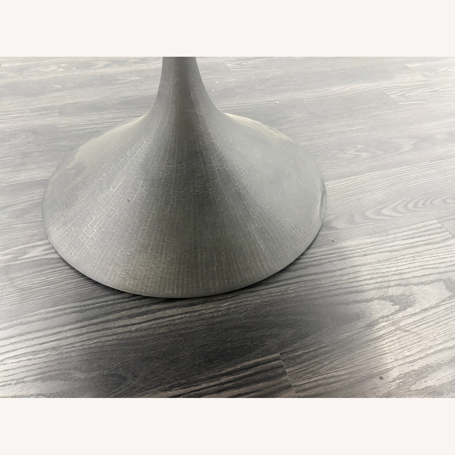 RH Aero Round Dining Table – 50" - image-19