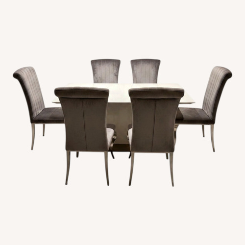 Used ItalModern 56874 White Glass Dining Sets for sale on AptDeco
