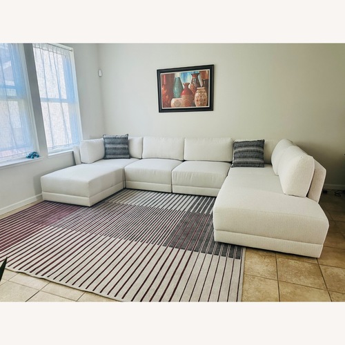 Used Retreat U-Shaped Modular Sectional Sofa (6 Pieces) for sale on AptDeco