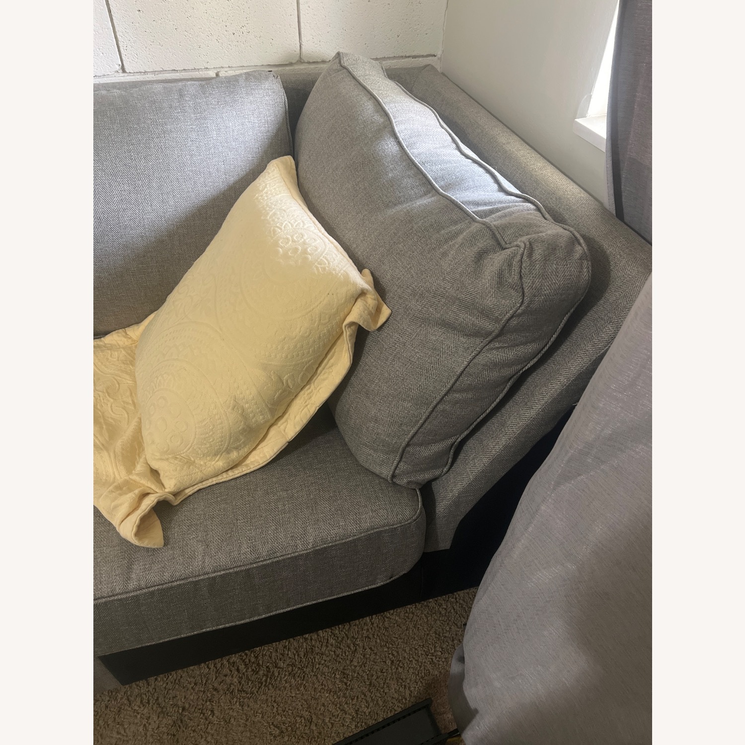 Liaso Gray Sofa - image-3