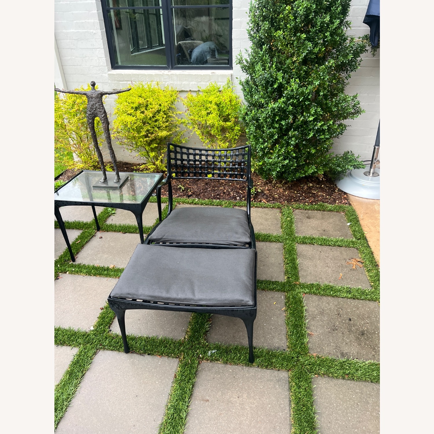 Brown Jordan Black Patio Furniture - image-1