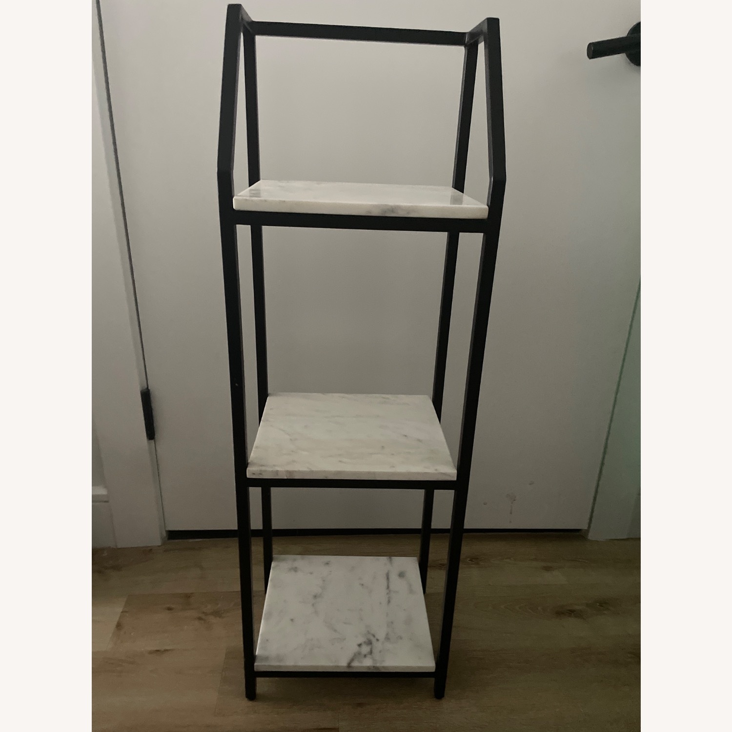 Vintage/Antique Finds White Marble Décor - image-1