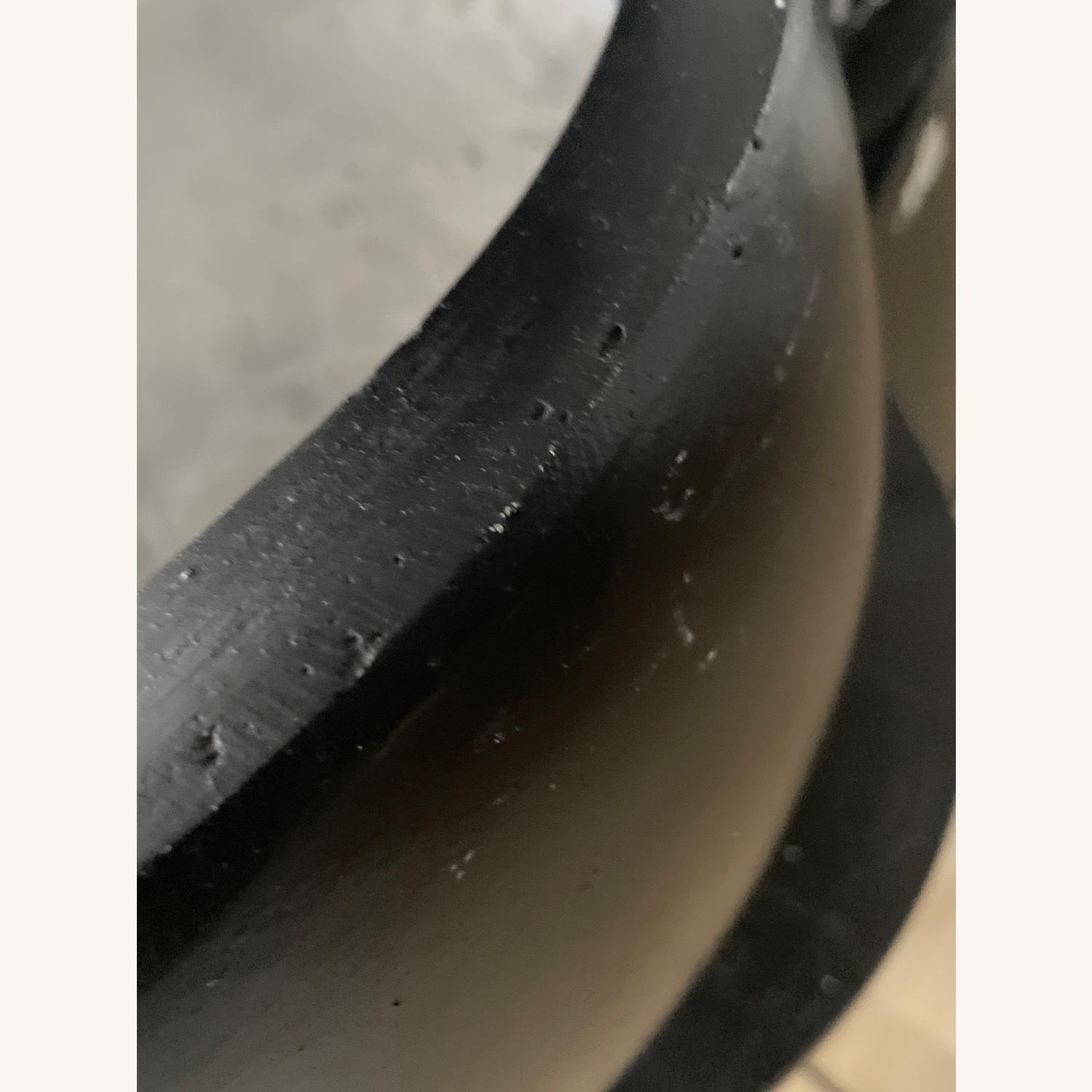 Antique Black Porcelain Décor - image-4