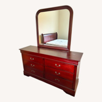 Gardner-White Furniture Dark Brown Wood Dresser