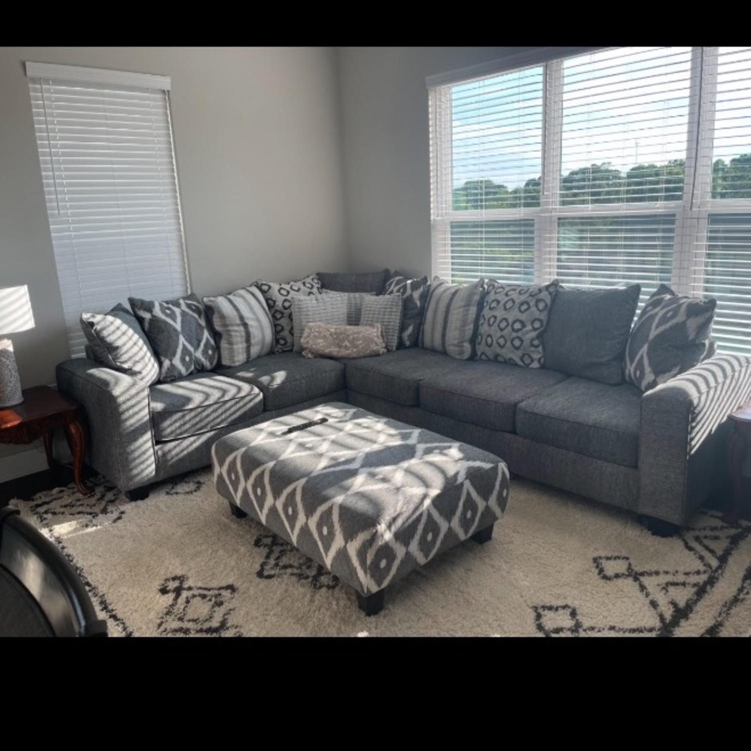 Rooms To Go Light Gray Fabric 2 Piece Sectional - image-7