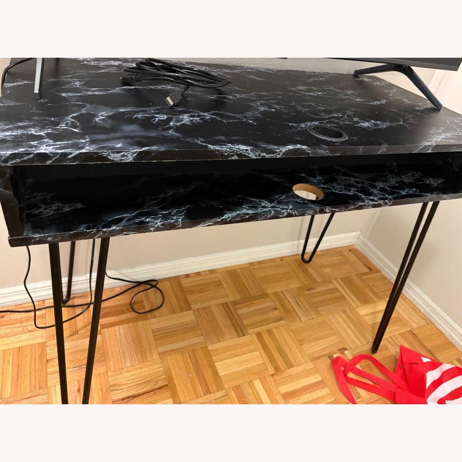 Black and White Rich Desk - image-3