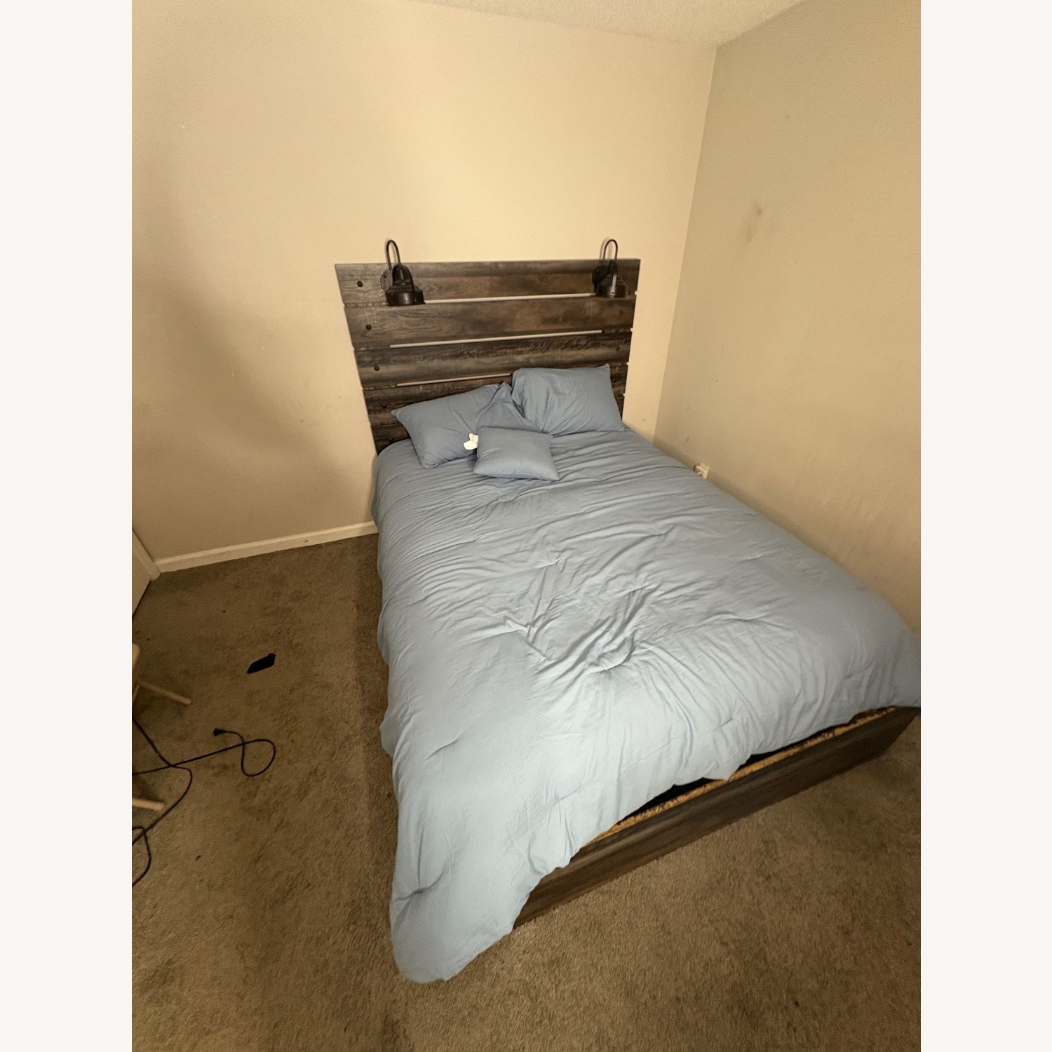 Dark Brown Wood Queen Bed - image-6