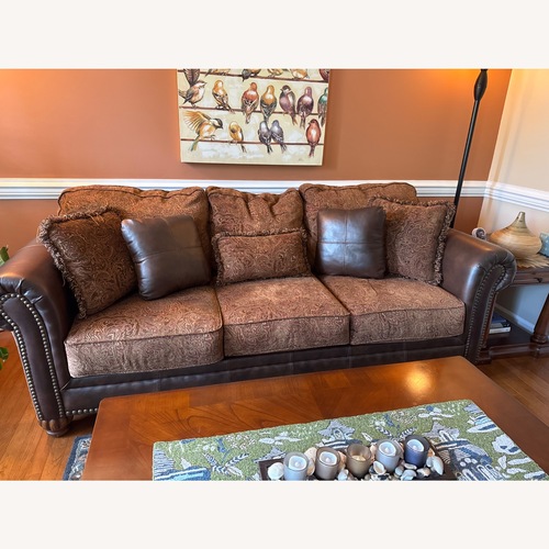 Used American of High Point Fabric Accent Chairs for sale on AptDeco