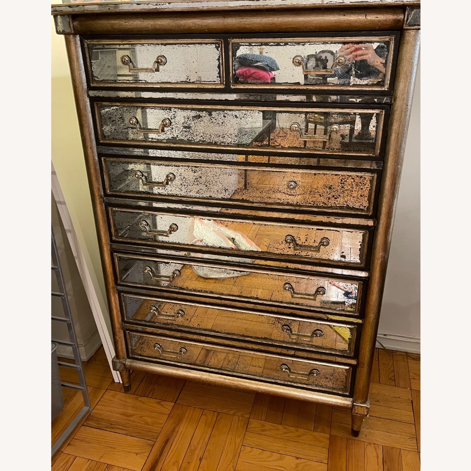 Vintage Mirrored Wooden 6 Drawer Dresser  - image-9