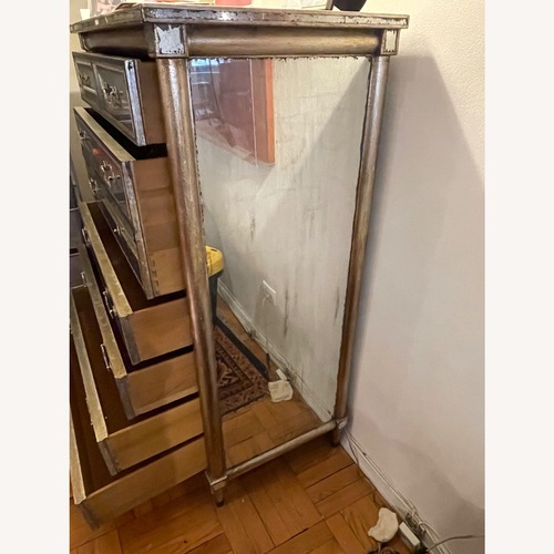 Used Vintage Mirrored Wooden 6 Drawer Dresser  for sale on AptDeco