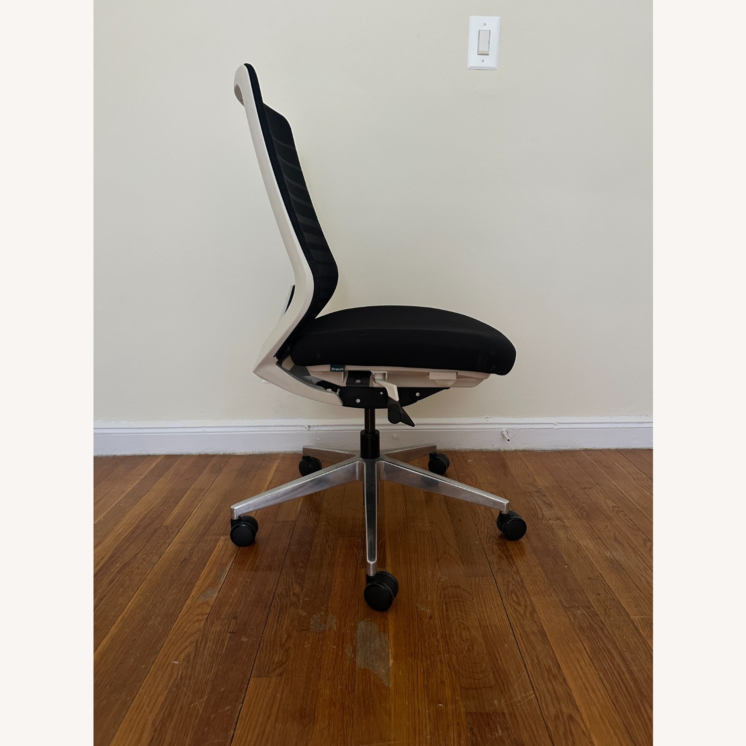 Branch Basics Ergonomic Chair - image-3