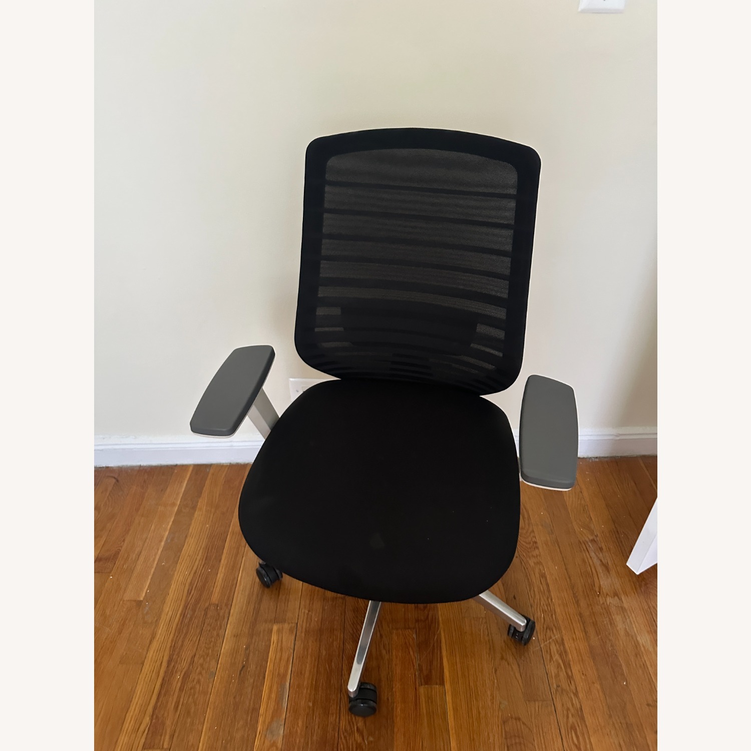Branch Basics Ergonomic Chair - image-7