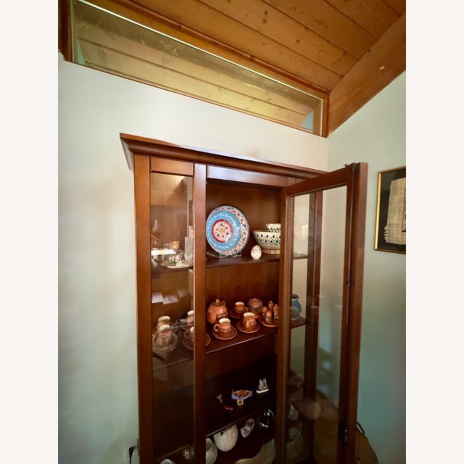 Italian-made Vitrine in Solid Walnut and Glass - image-3
