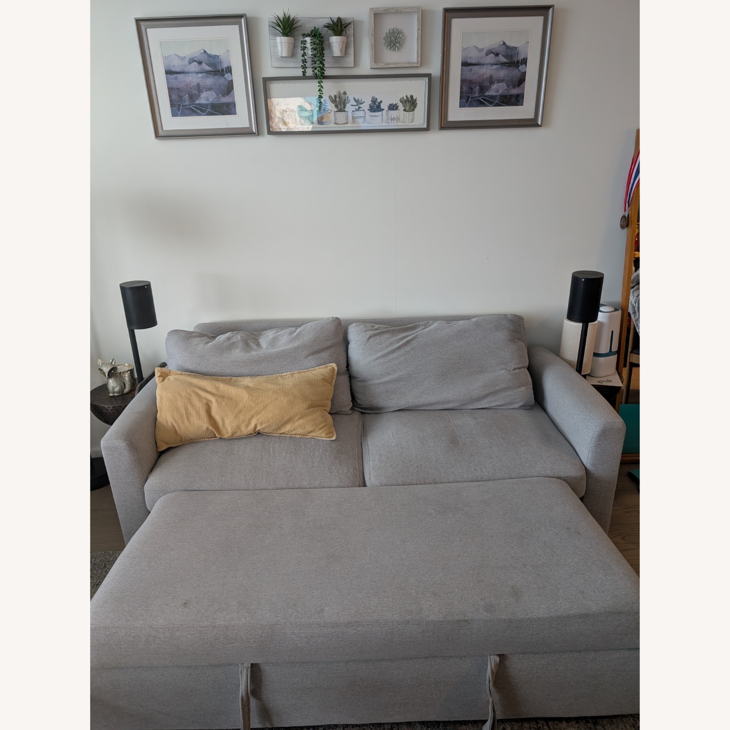 Raymour & Flanigan Mia Klik Klak Light Gray Fabric Sleeper Sofa - image-6