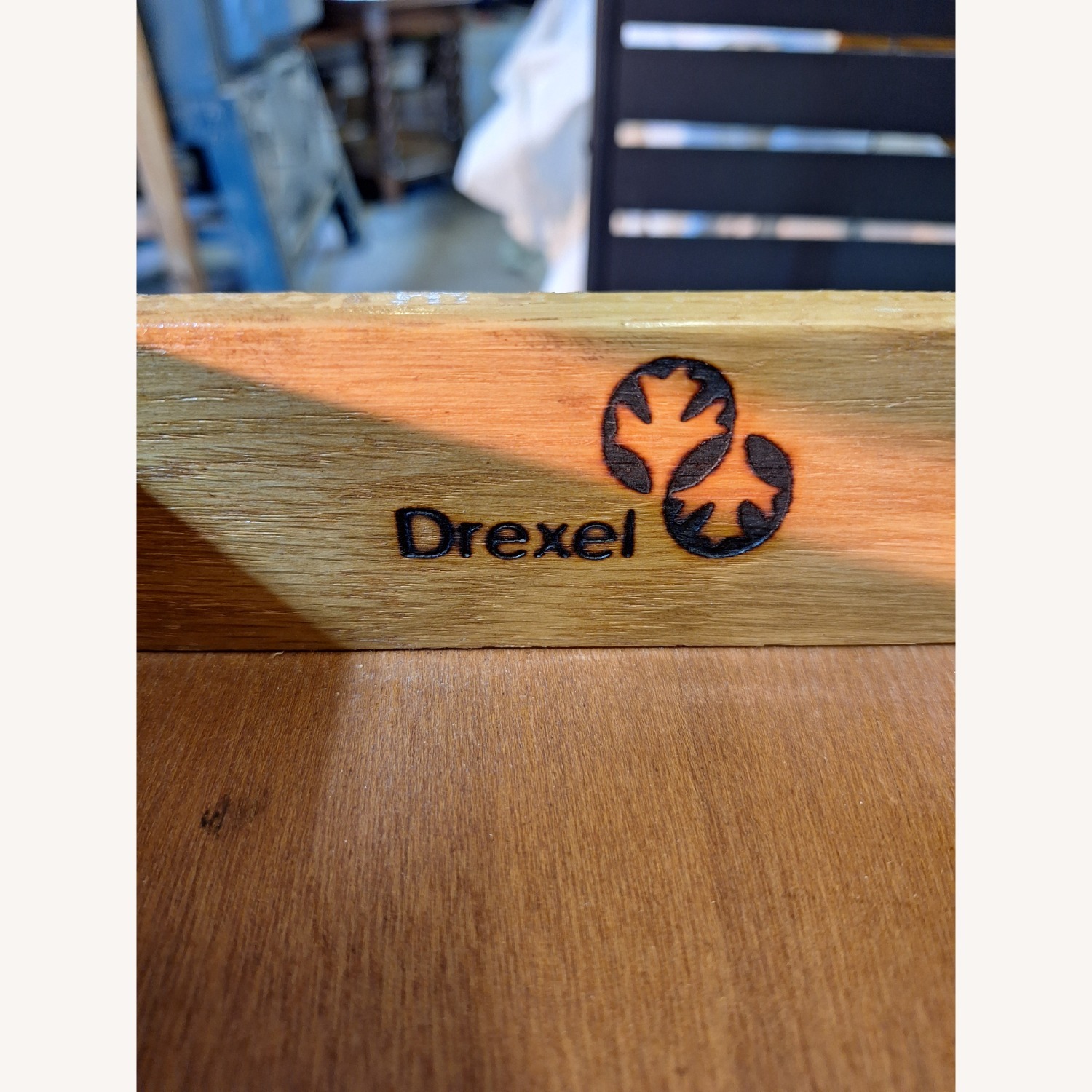 Drexel Consensus Campaign Desk - image-4