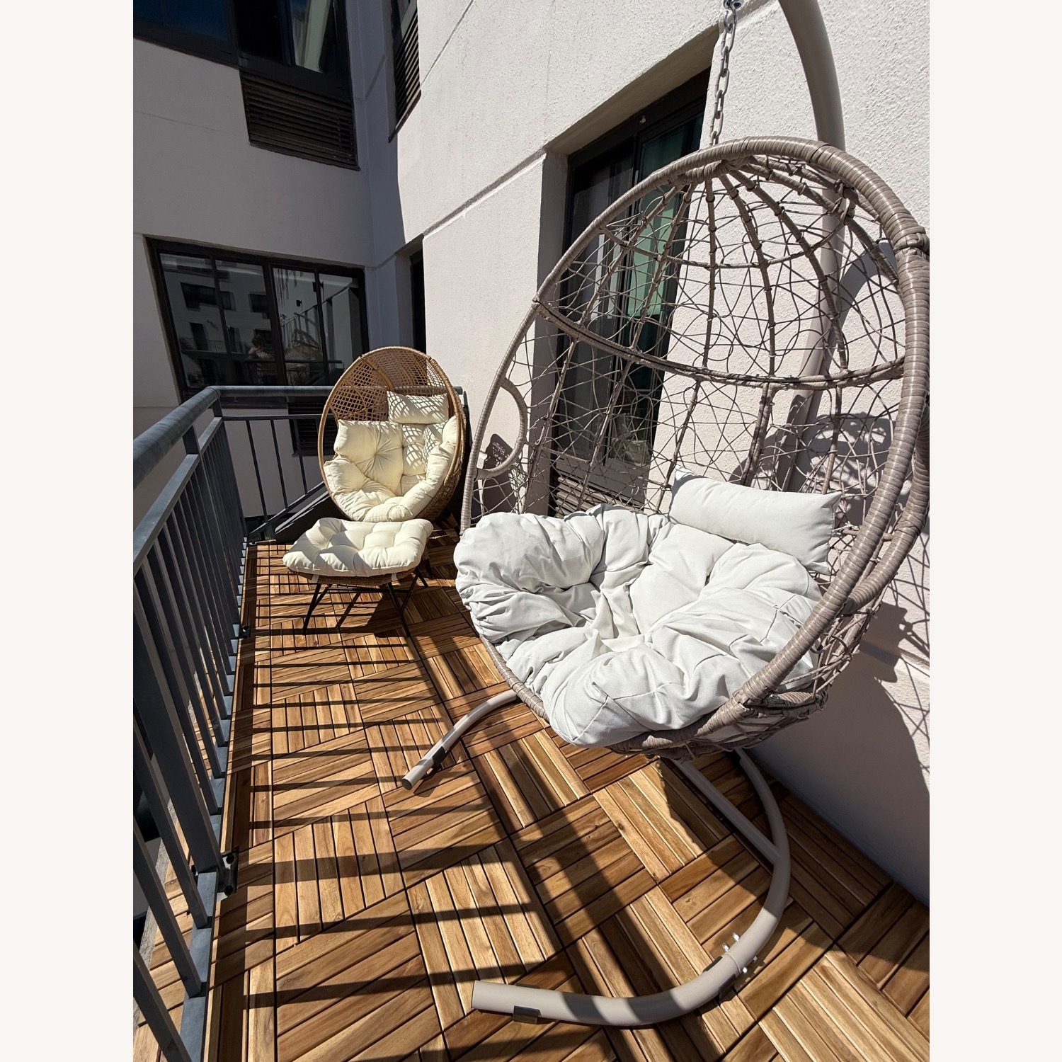 Hanging Egg Chair - image-3