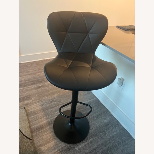 Used Nalupatio Modern Bar Stools Set of 2 for sale on AptDeco