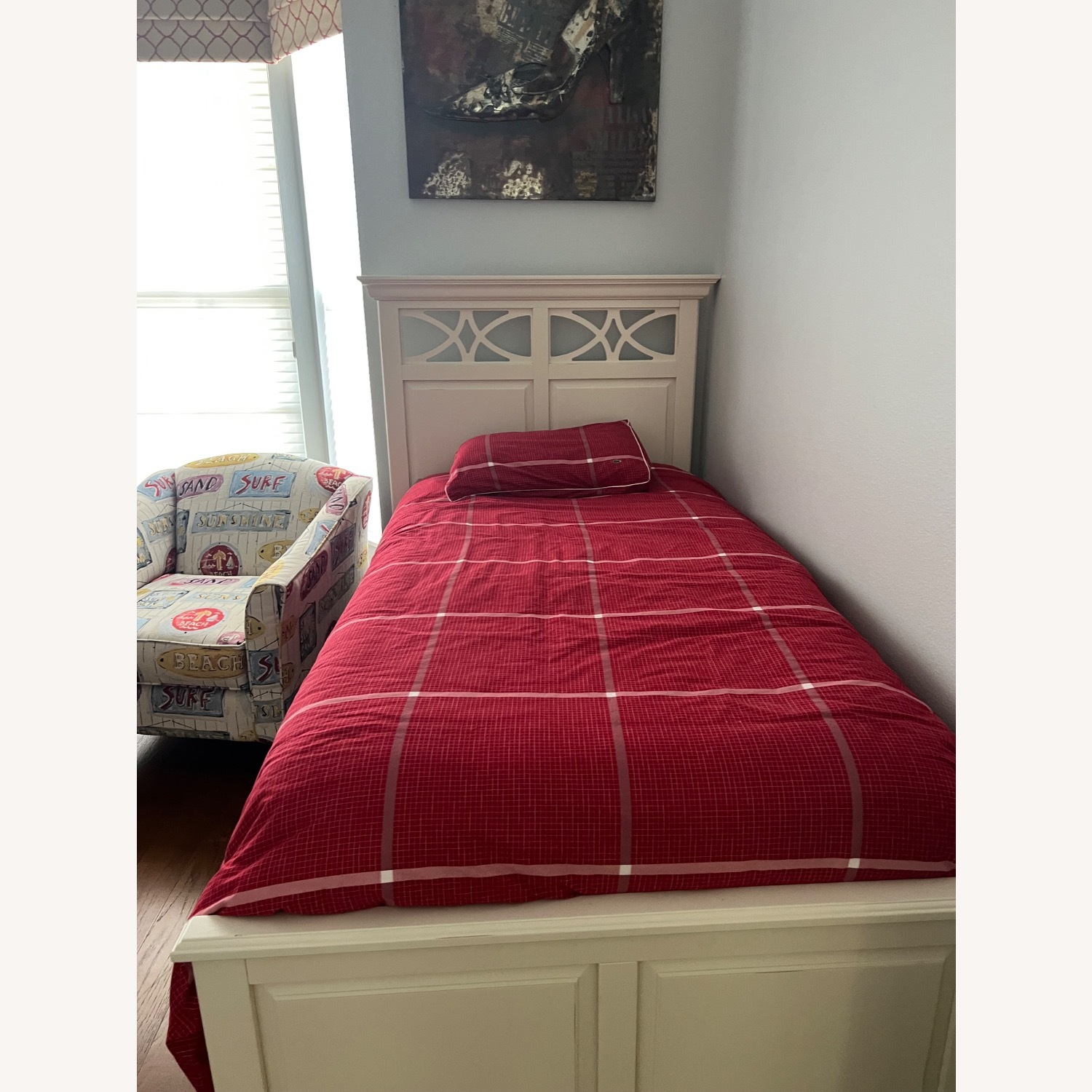 Rooms To Go Twin Bed - image-2