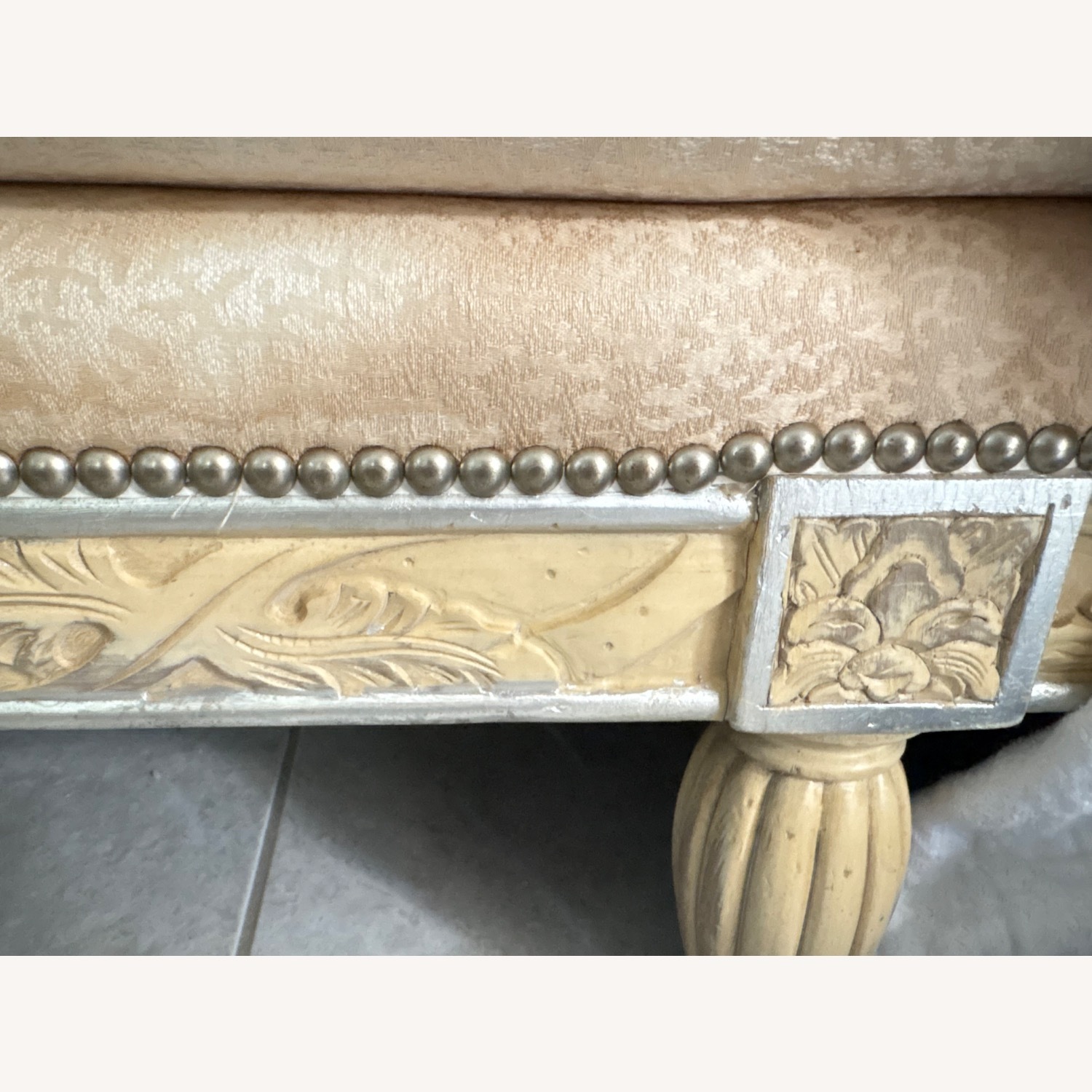 Henredon Chaise - image-3