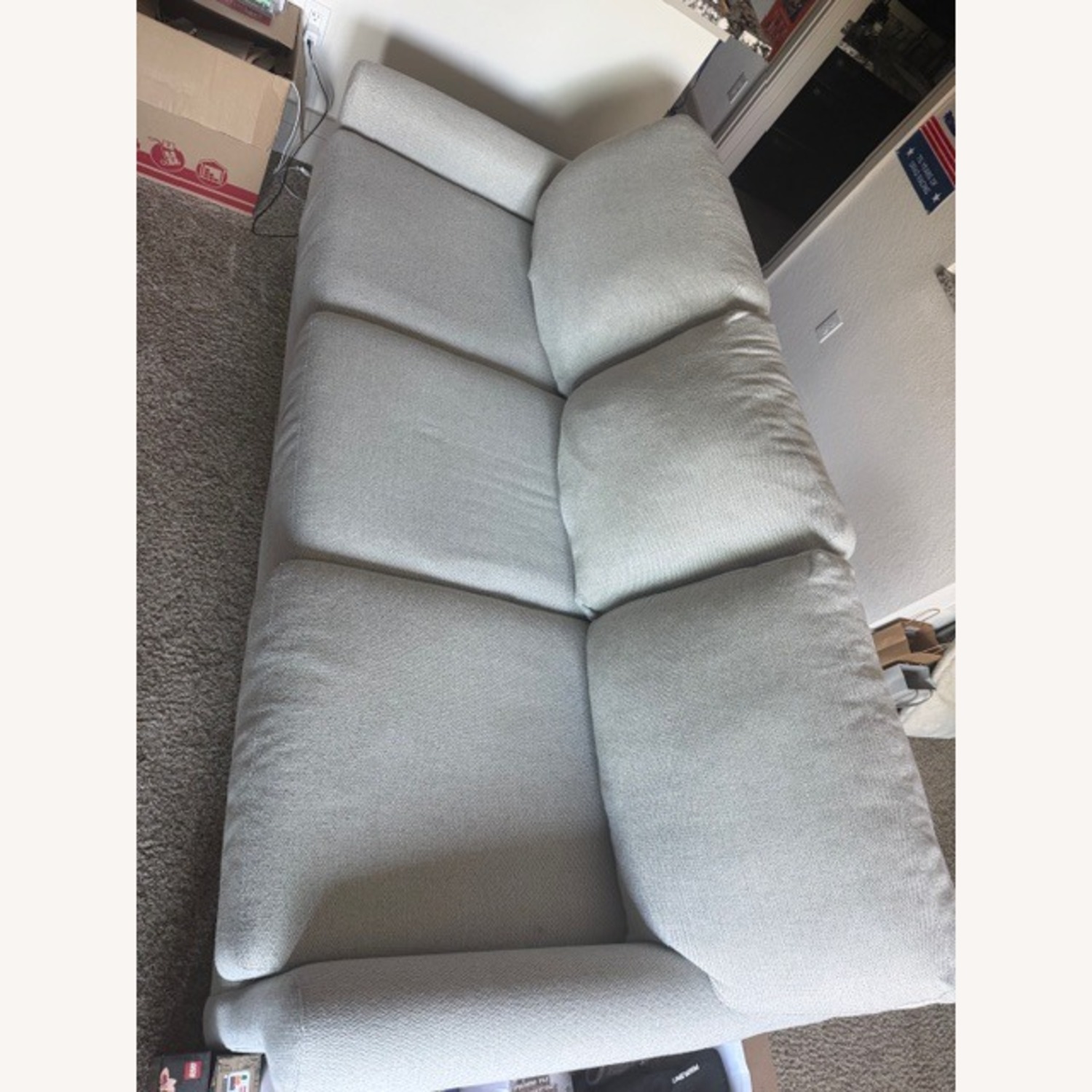 Bassett Hanover Light Gray Fabric 3+ Seater Sofa - image-9