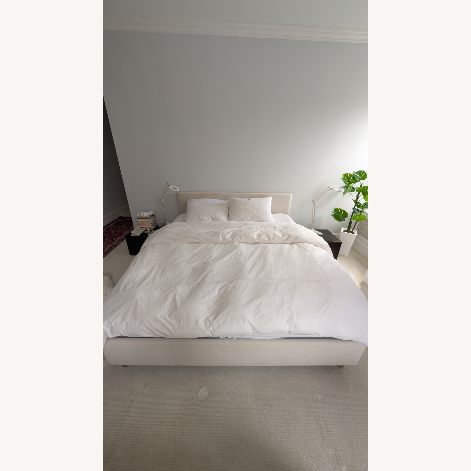 Flou Notturno Light Gray Fabric King Bed - image-1