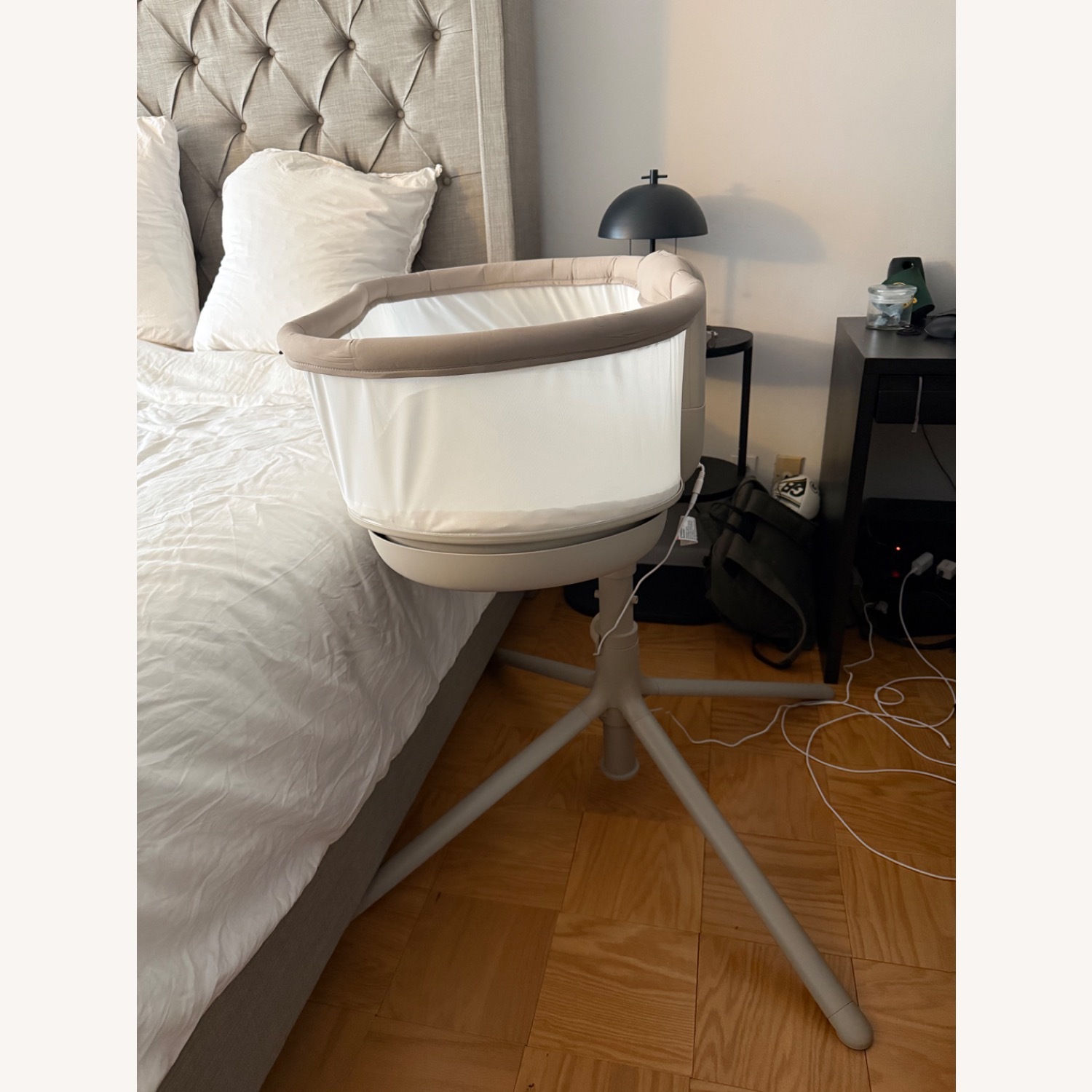 Halo Smart Bassinest Connected Swivel Sleeper - image-2