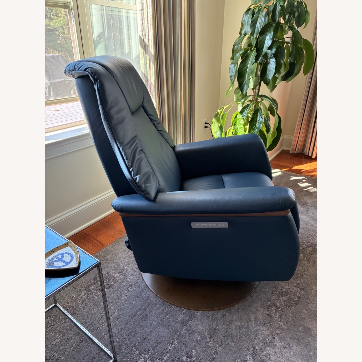 Stressless Mike Blue Leather Recliner W Wood Base - image-2