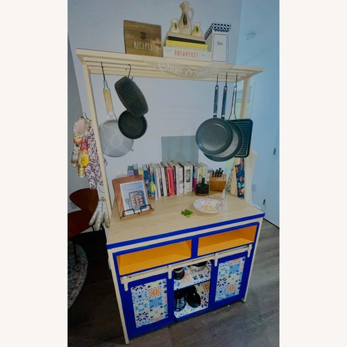 Used Wayfair Gracie Oaks Kitchen Island with Storage for sale on AptDeco