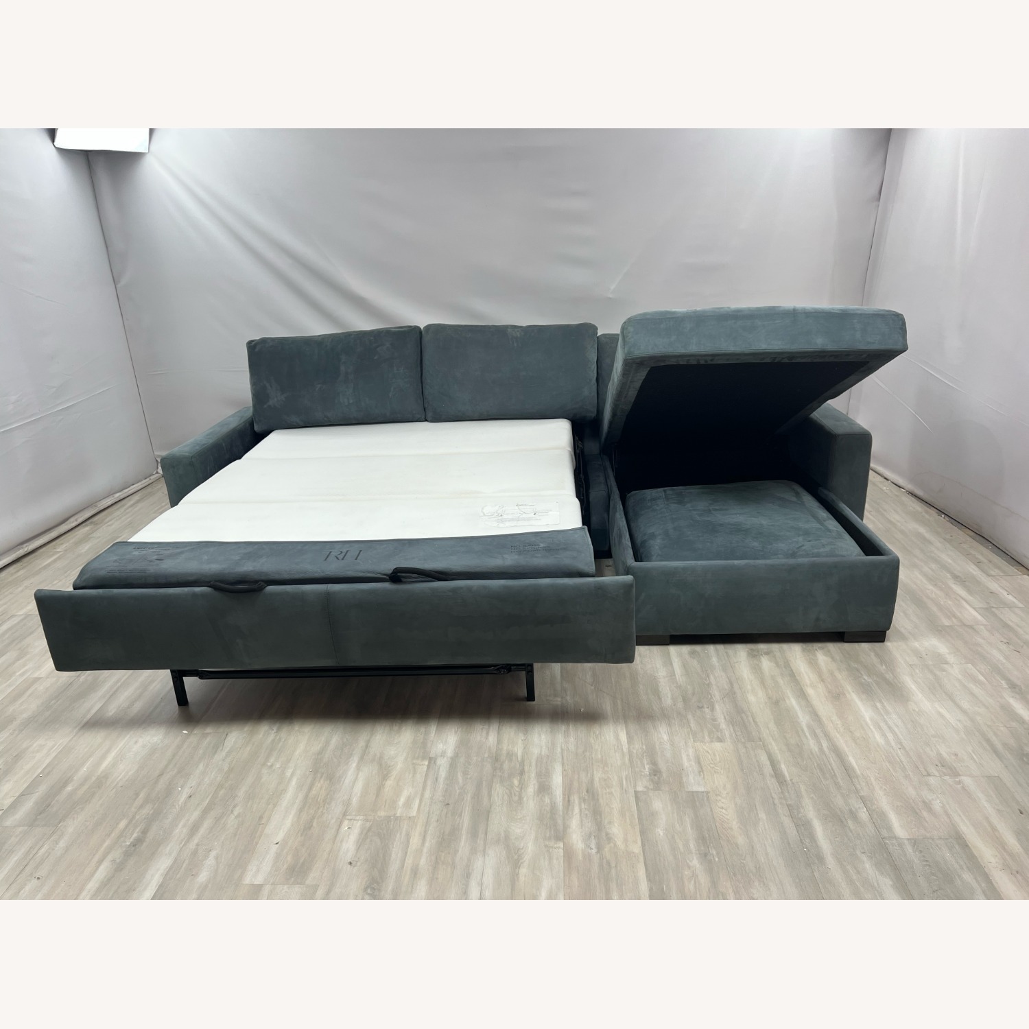 Restoration Hardware Maxwell Queen Sleeper  - image-7