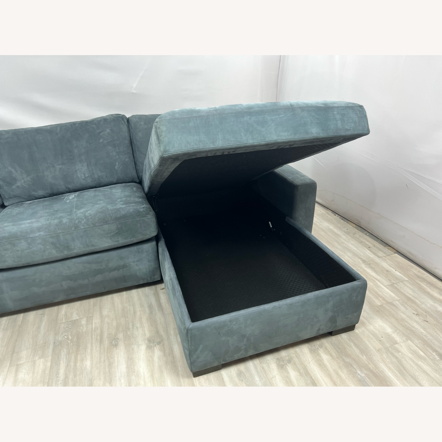 Restoration Hardware Maxwell Queen Sleeper  - image-5