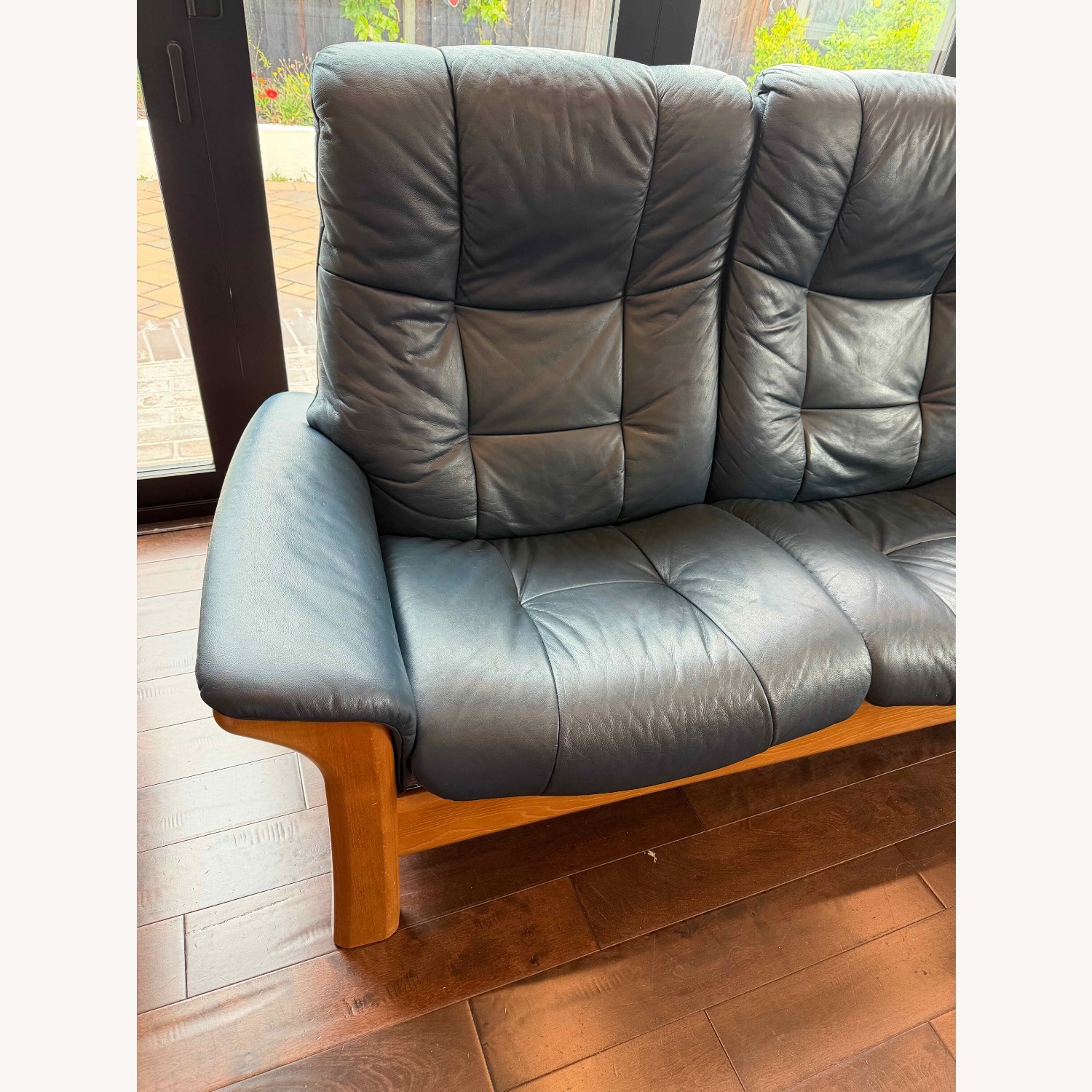Ekornes Stressless Blue Leather 3+ Seater Sofa - image-3