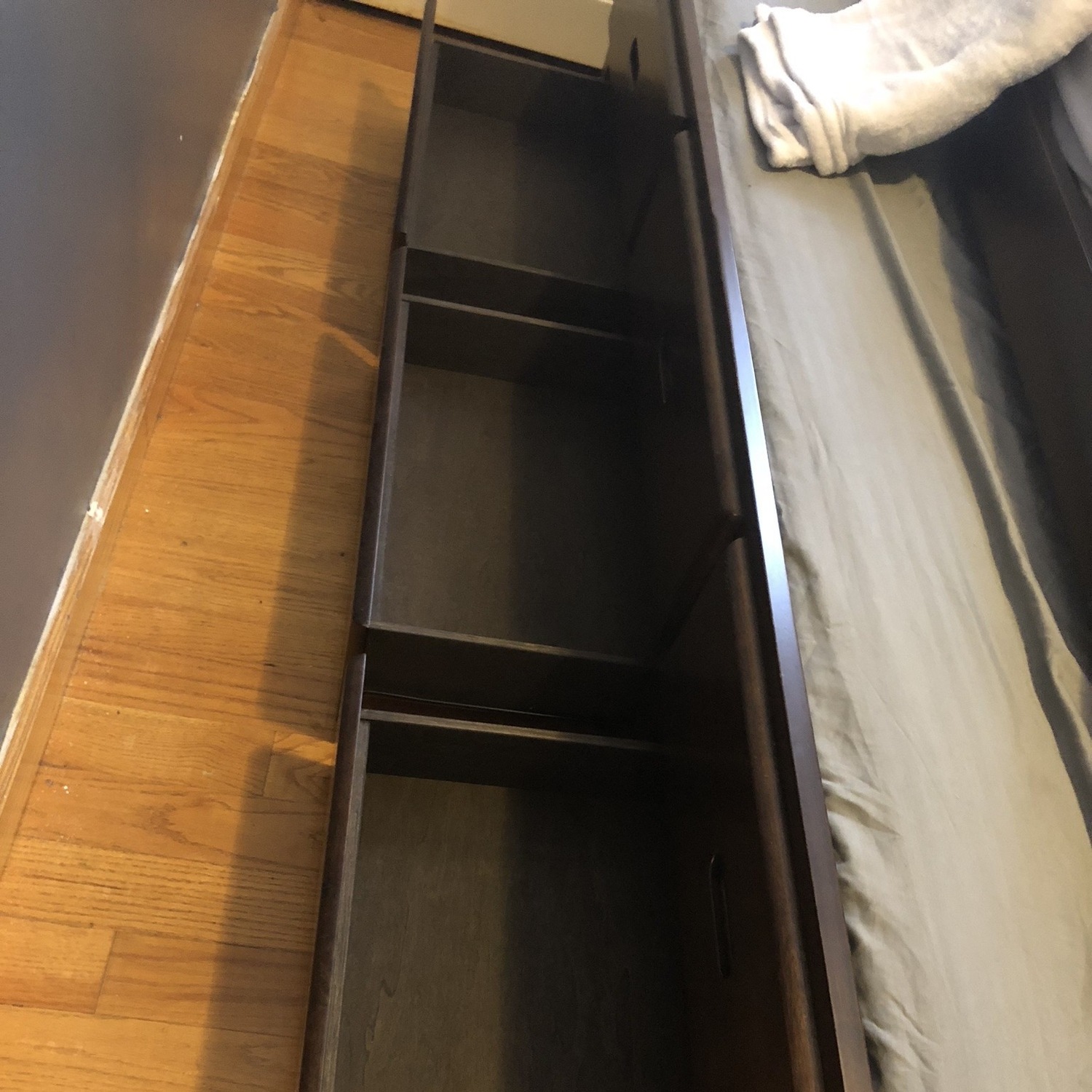 Acme Full Size Bed W Twin Trundle - image-3