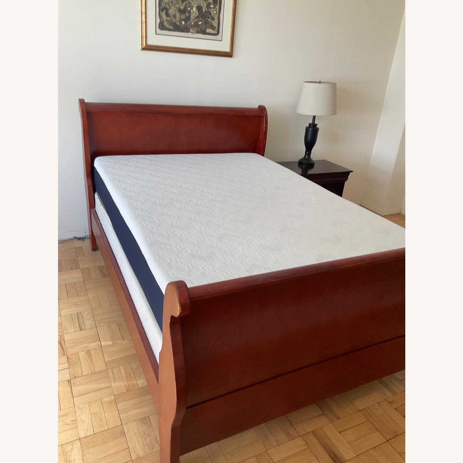 Sleigh Bed - image-4