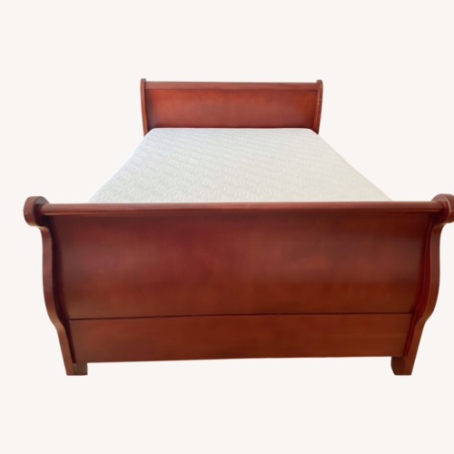 Used Sleigh Bed for sale on AptDeco