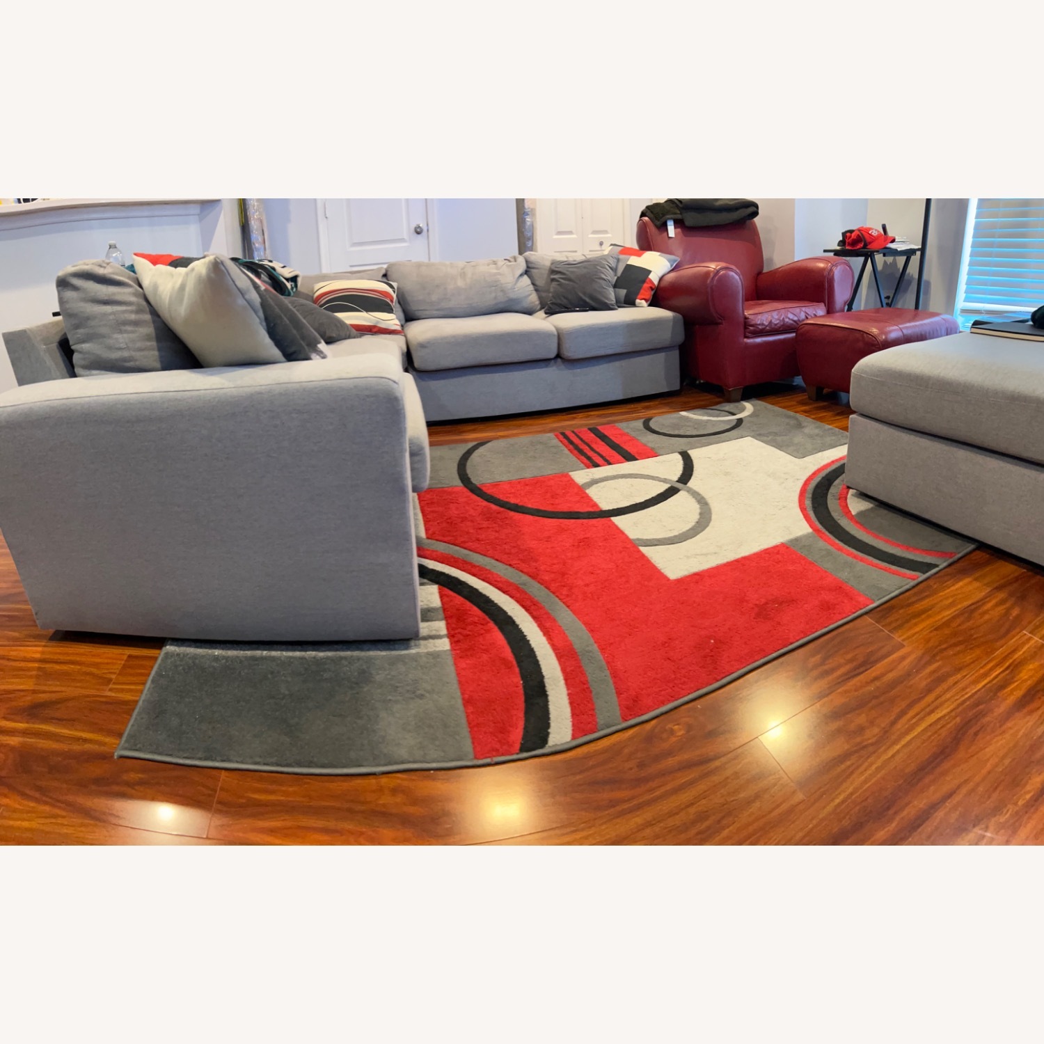 Wool Blend Area Rug 5' x 8' - image-1