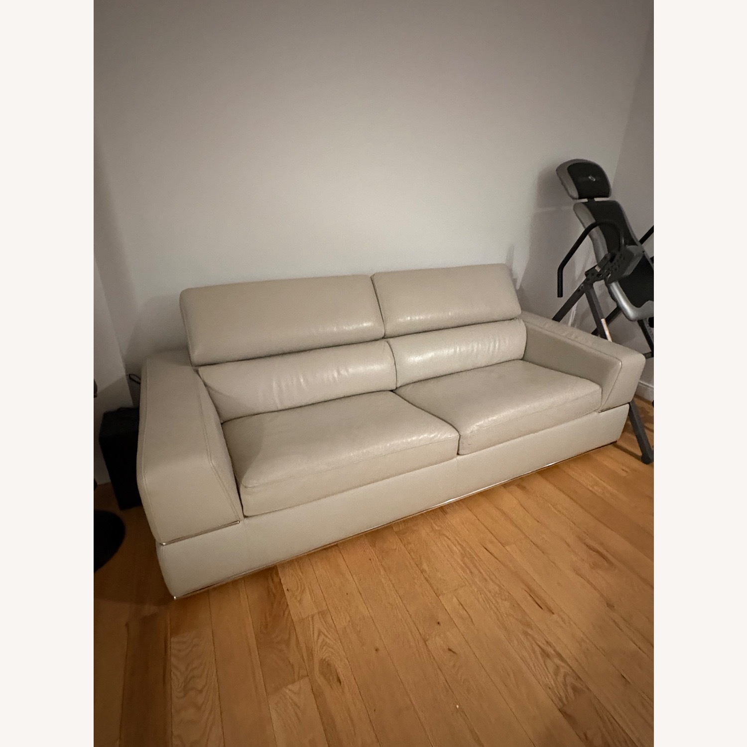 Madani Fold Outlesther Sofa - image-1