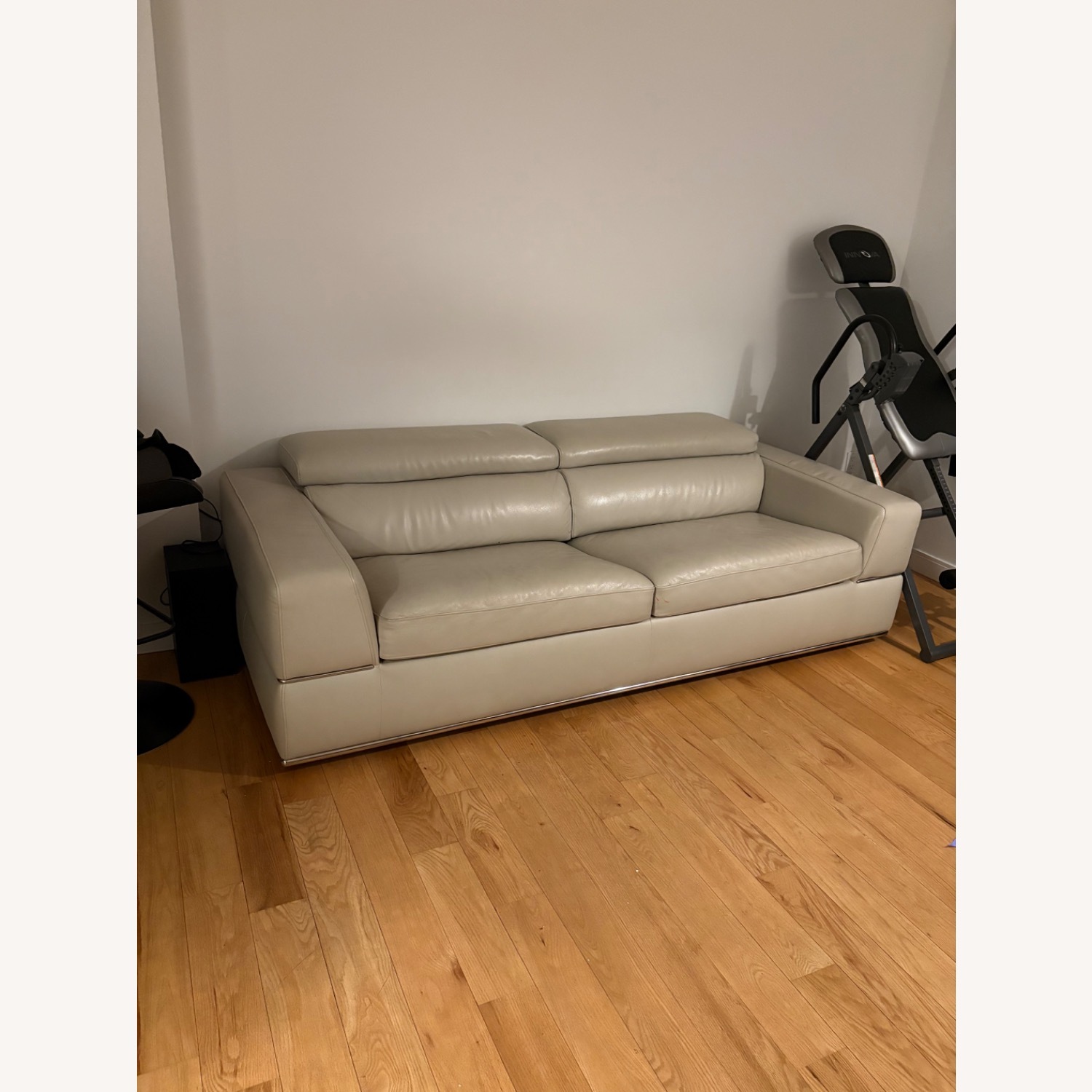 Madani Fold Outlesther Sofa - image-4