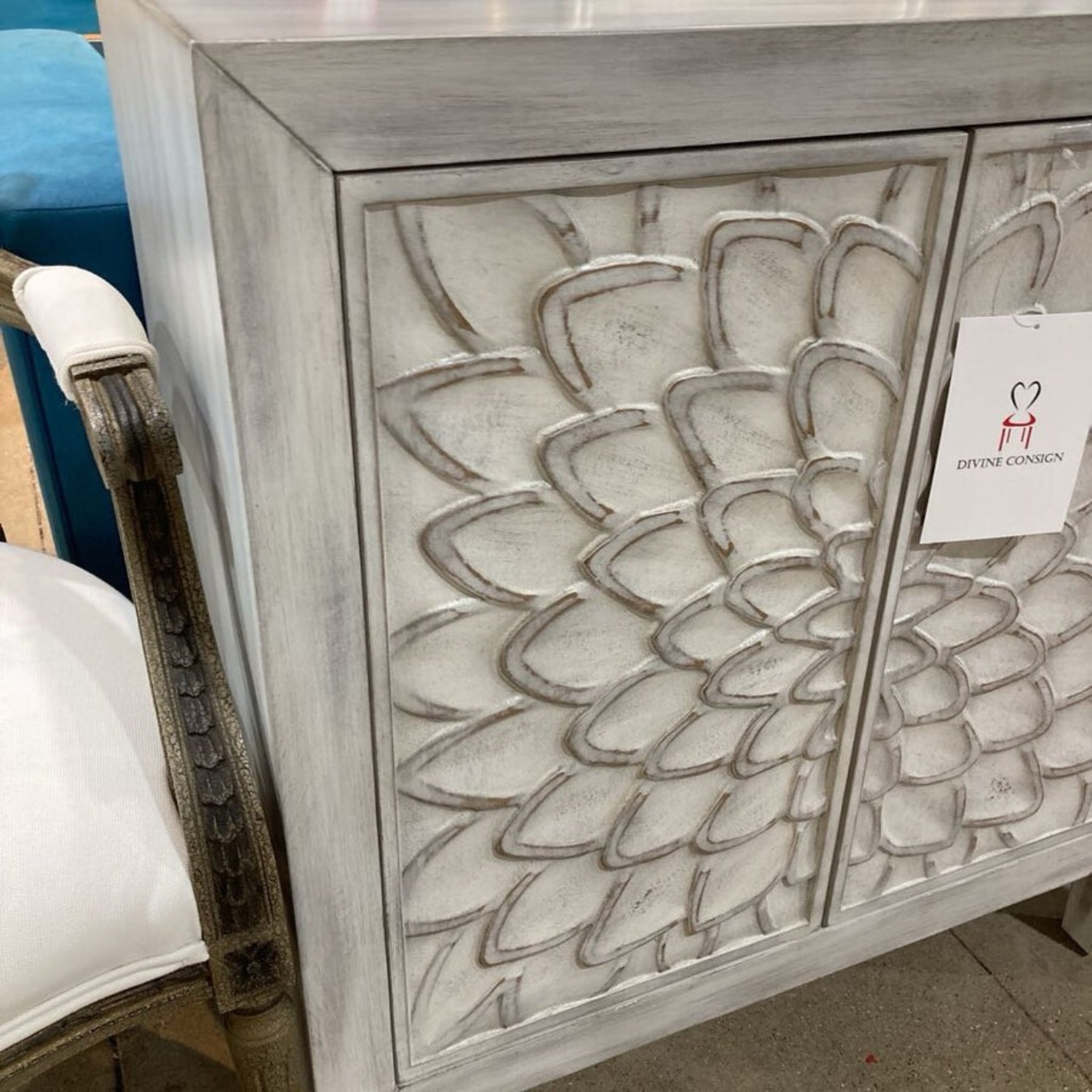 Coaster Clarkia Accent Two-Door Cabinet - image-10