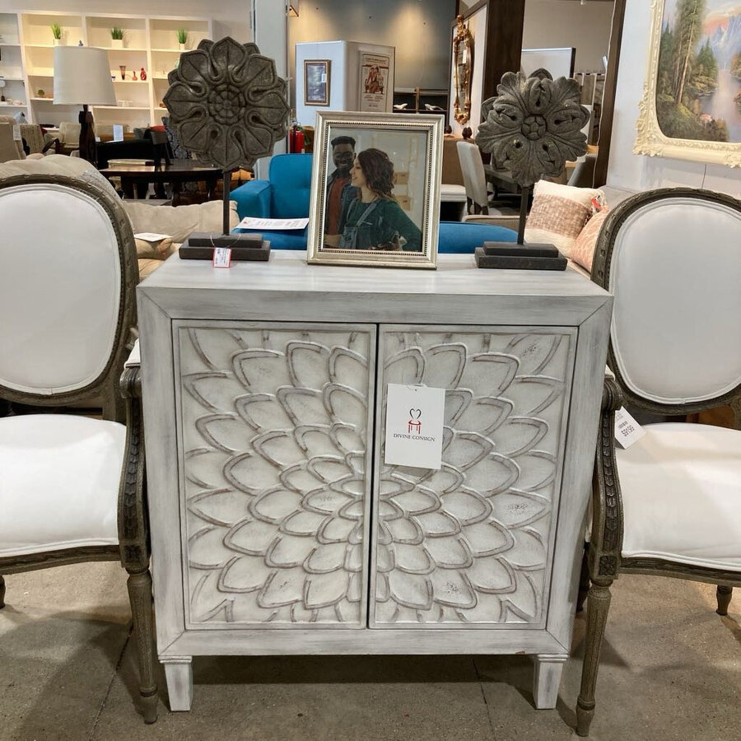 Coaster Clarkia Accent Two-Door Cabinet - image-3